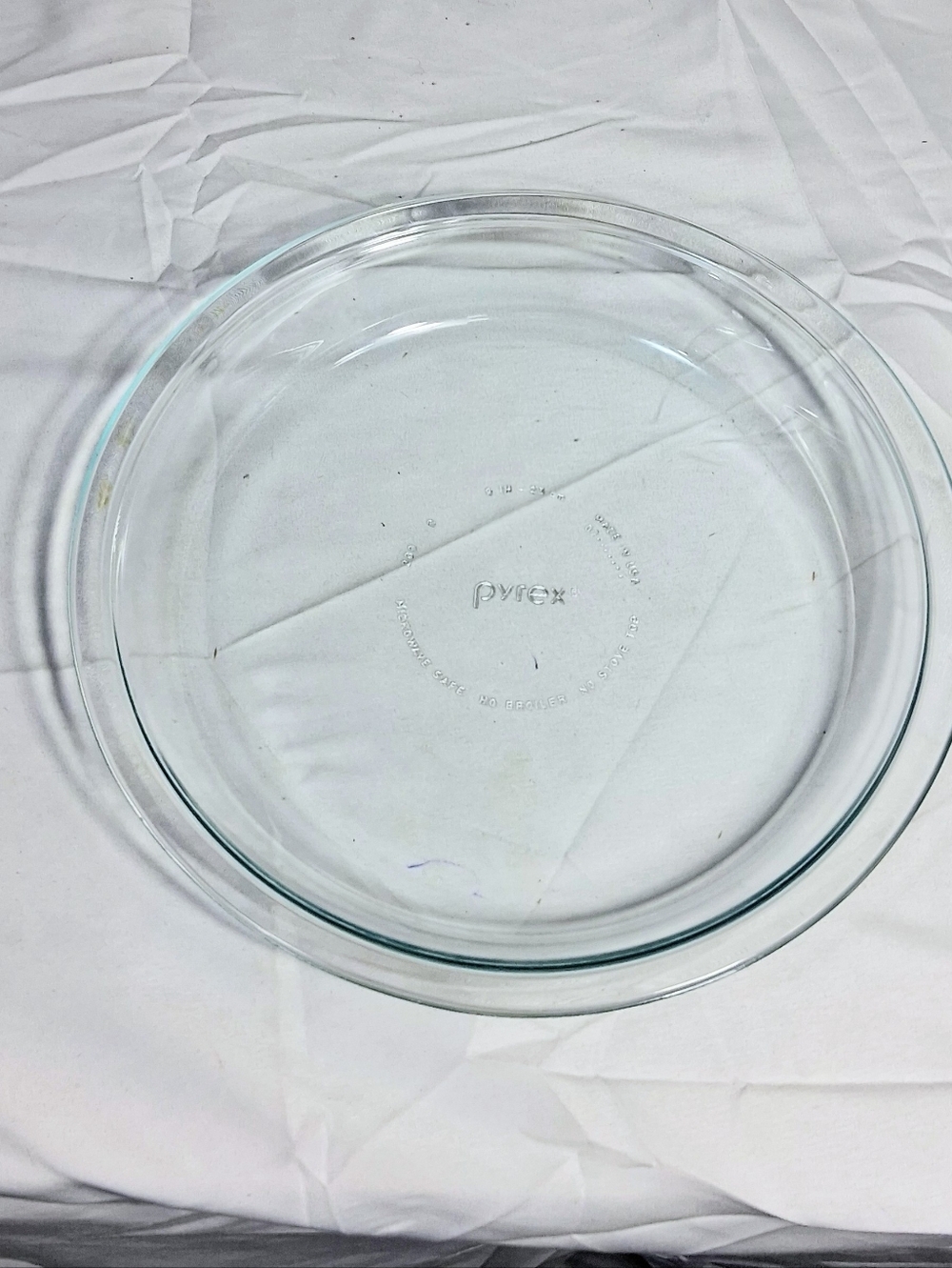 Pyrex Vintage #209 Vintage 9 Inch Round Glass Pie Dish